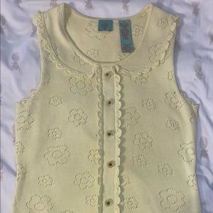 HWR vintage yellow brand new with no tags sweater! Size XS fits like a small